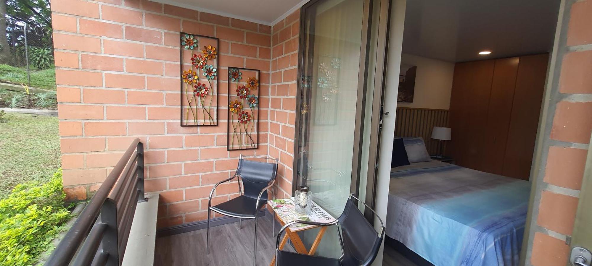 Apartamento Cerca A Plaza Mayor Medellin Exterior photo
